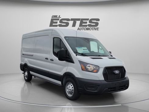 New 2026 Ford Transit 250 148 Medium Roof w/ Load Area Protection Package image 4