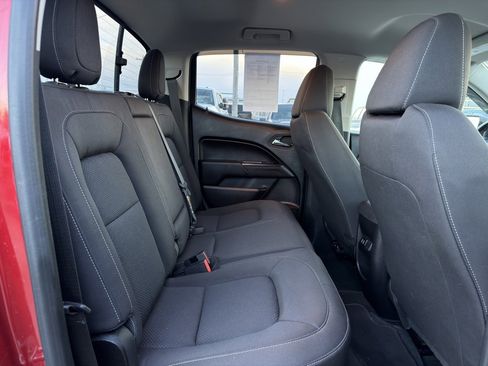 Used 2016 Chevrolet Colorado LT w/ LT Convenience Package image 28