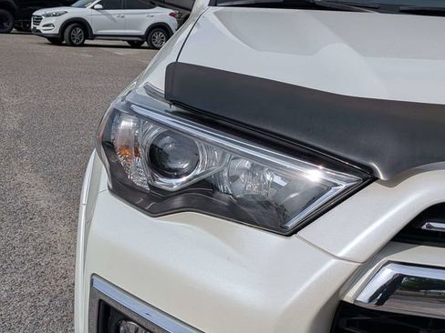 Used 2022 Toyota 4Runner Limited AWD/4WD image 10