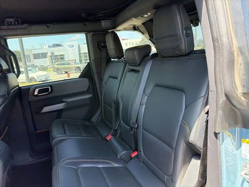 Used 2023 Ford Bronco Badlands AWD/4WD image 19