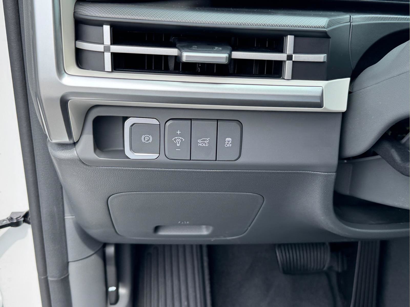Certified 2026 Hyundai Santa Fe SE AWD/4WD image 18