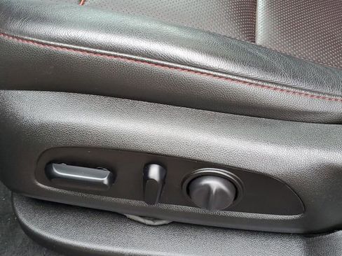 Used 2020 Chevrolet Blazer RS image 9