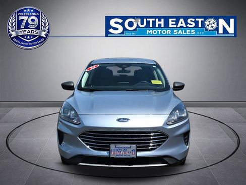 Used 2022 Ford Escape SE w/ Cold Weather Package AWD/4WD image 3