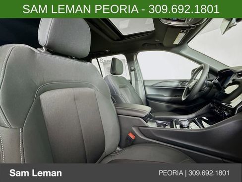 New 2025 Jeep Grand Cherokee Laredo X w/ Luxury Tech Group I image 27