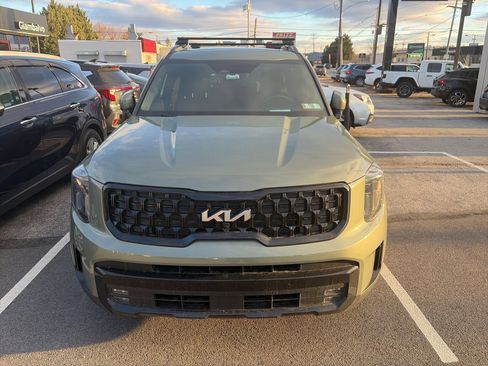 Used 2024 Kia Telluride SX Prestige X-Pro image 2