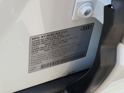 Used 2023 Audi Q7 2.0T Premium w/ Convenience Package AWD/4WD image 26