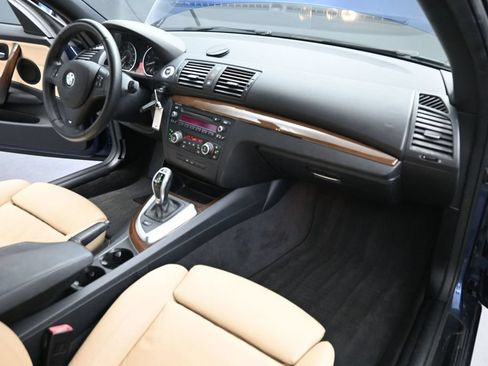 Used 2011 BMW 135i Convertible RWD image 27