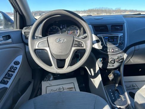 Used 2017 Hyundai Accent SE image 16