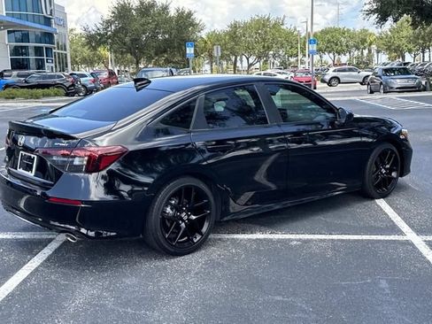 Certified 2025 Honda Civic Sport image 4