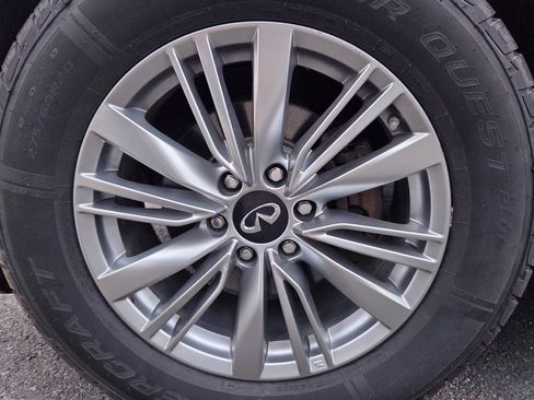 Used 2019 INFINITI QX80 Luxe image 41
