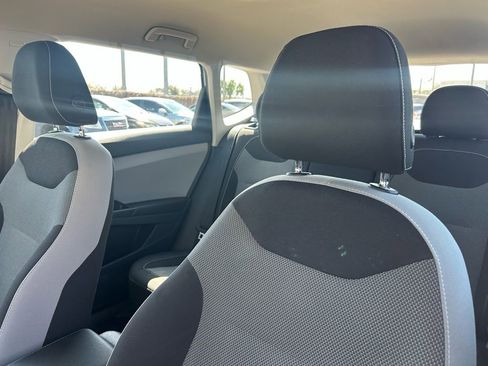 Used 2023 Volkswagen Taos S image 18