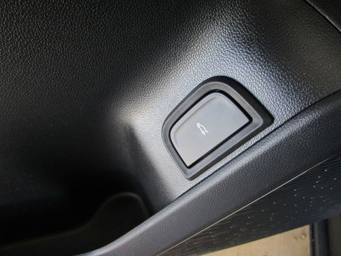 New 2026 GMC Terrain Elevation w/ Elevation Premium Package image 22