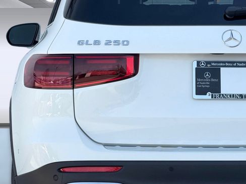 Used 2026 Mercedes-Benz GLB 250 image 13