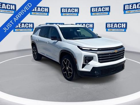 New 2026 Chevrolet Traverse High Country image 2