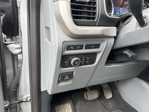 Used 2022 Ford F150 XLT w/ Equipment Group 302A High AWD/4WD image 16