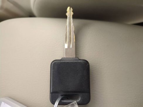 Used 2017 Nissan Sentra S image 35