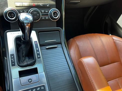 Used 2013 Land Rover Range Rover Sport Supercharged AWD/4WD image 40