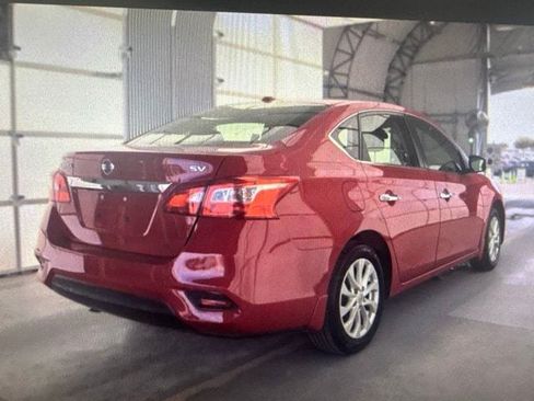 Used 2018 Nissan Sentra SV FWD image 11