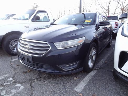 Used 2013 Ford Taurus SEL image 3