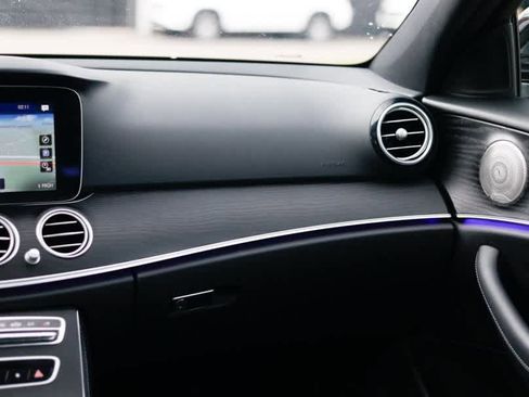 Certified 2023 Mercedes-Benz E 350 4MATIC Sedan image 18