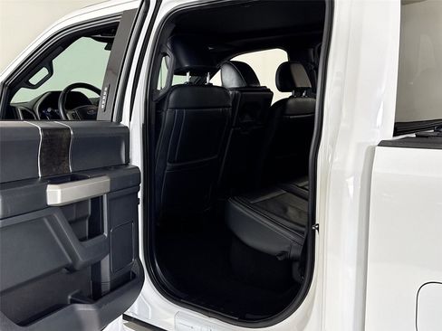 Used 2022 Ford F350 Lariat w/ Tremor Off-Road Package AWD/4WD image 27
