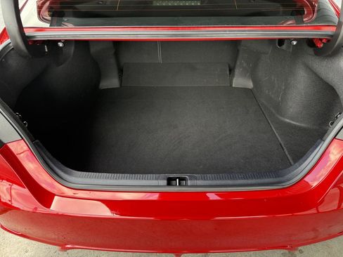 Used 2022 Toyota Camry XSE image 37