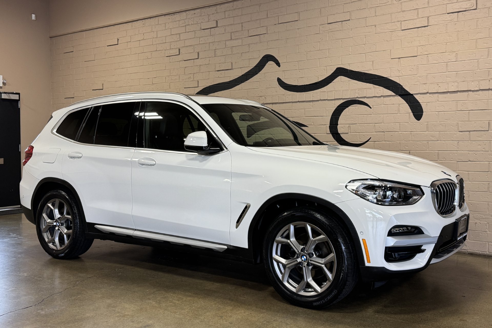 Used 2021 BMW X3 xDrive30i AWD/4WD image 2