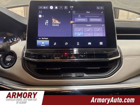 Used 2022 Jeep Compass Limited image 17