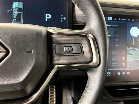 Used 2022 Rivian R1T Launch Edition AWD/4WD image 10