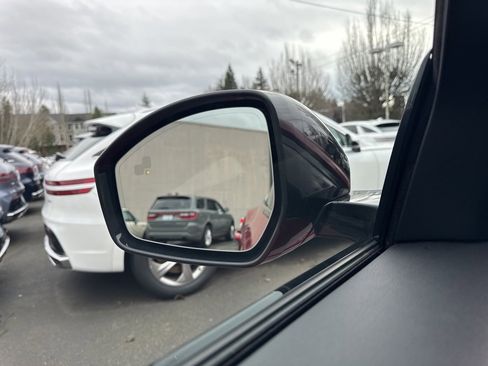 Used 2019 Jaguar E-PACE SE image 45