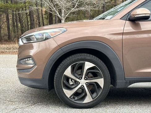 Used 2017 Hyundai Tucson Sport image 19