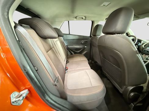Used 2016 Chevrolet Trax LT image 25