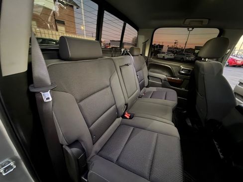 Used 2017 GMC Sierra 1500 SLE w/ SLE Fleet Convenience Package AWD/4WD image 16