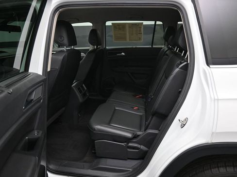 Used 2018 Volkswagen Atlas SE FWD image 25