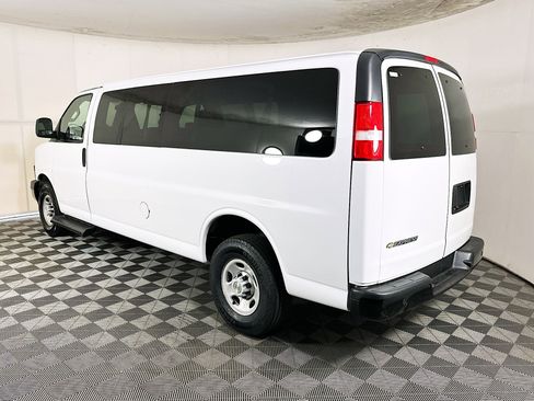 Used 2023 Chevrolet Express 3500 LS image 5