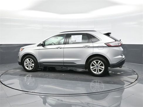 Used 2017 Ford Edge SEL image 5