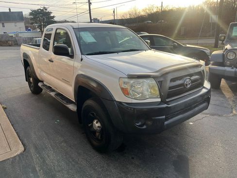 Used 2005 Toyota Tacoma Access 128 V6 Manual 4WD (Nat image 5