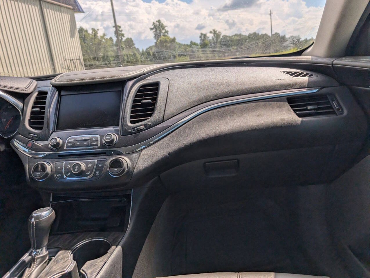 Used 2014 Chevrolet Impala LT FWD image 38