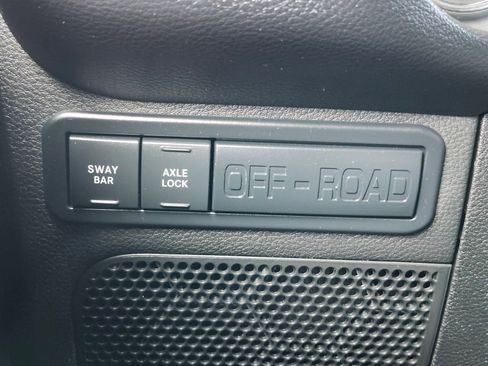 Used 2017 Jeep Wrangler Unlimited Rubicon w/ Cold Weather Group image 23