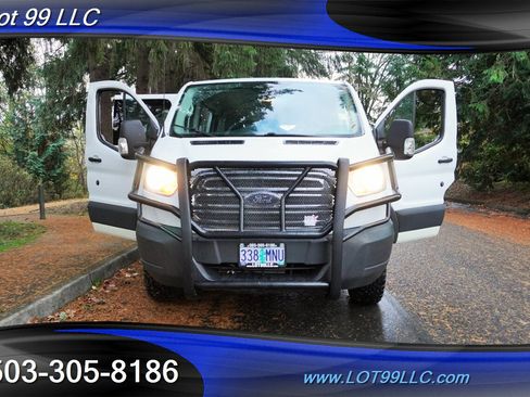Used 2017 Ford Transit 150 XLT image 29