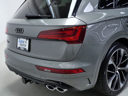 Used 2023 Audi SQ5 Premium Plus w/ Premium Plus Package AWD/4WD image 5