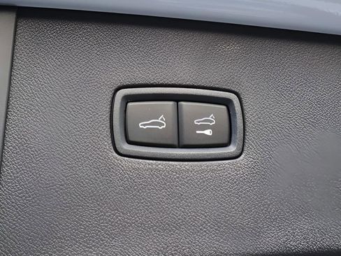 New 2026 Porsche Cayenne S image 18