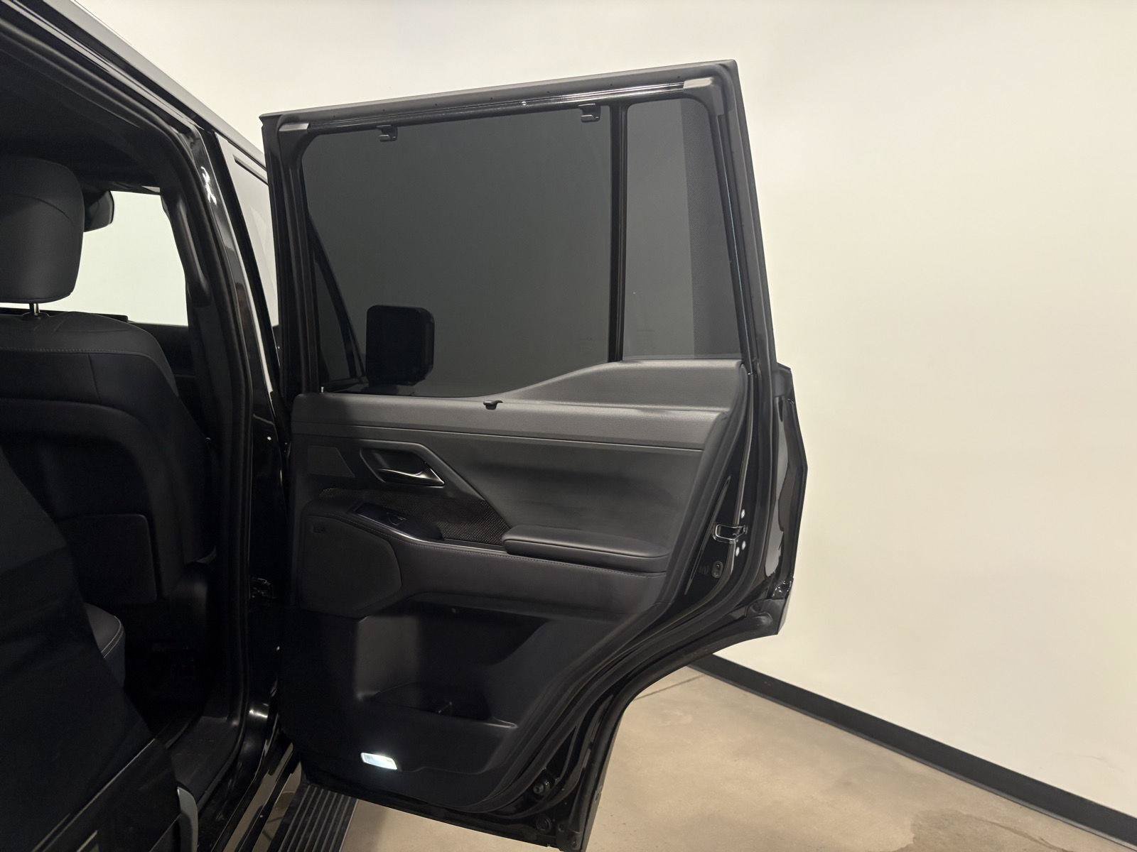 Used 2026 Lexus GX 550 w/ Accessory Package (2T) AWD/4WD image 39