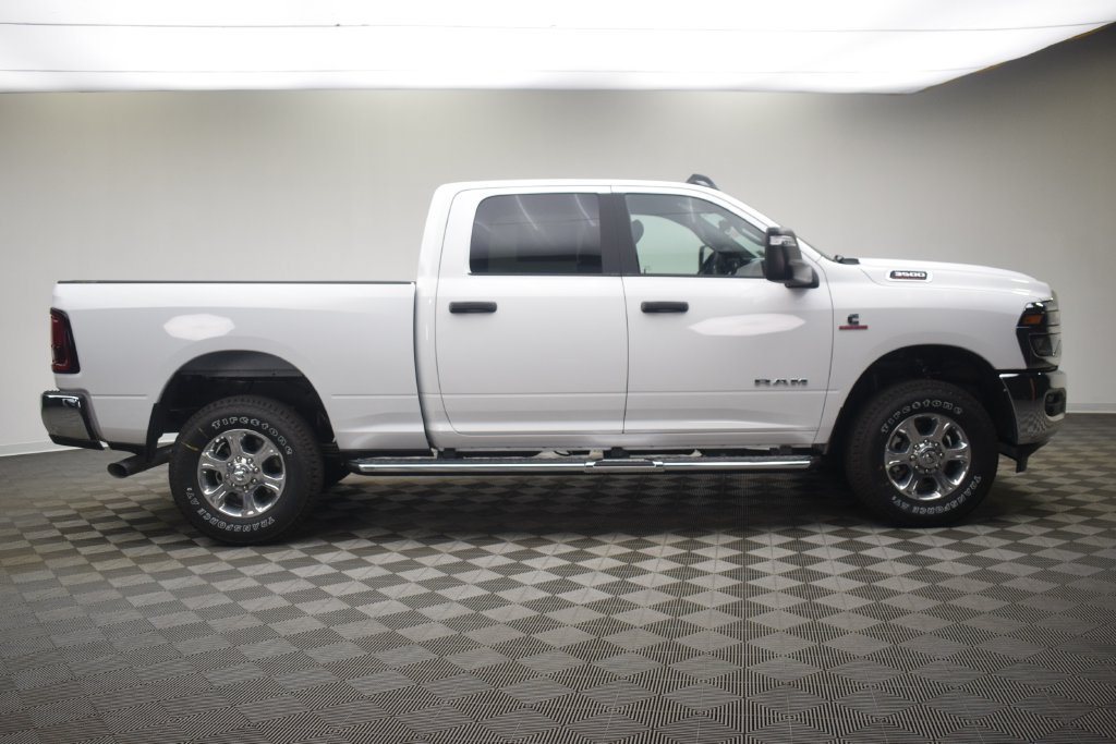 New 2027 RAM 3500 Big Horn AWD/4WD image 3