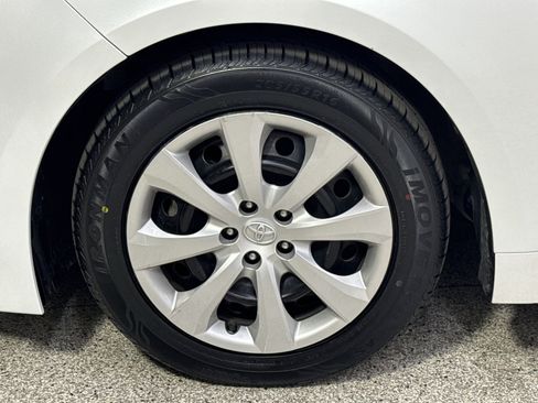 Used 2024 Toyota Corolla LE FWD image 24