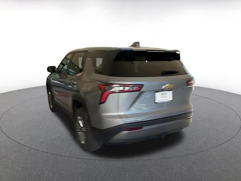 Used 2025 Chevrolet Equinox LT image 11