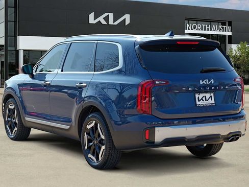Used 2023 Kia Telluride S w/ S Sunroof Package AWD/4WD image 4
