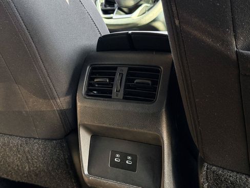 Used 2024 Nissan Rogue SV FWD image 22