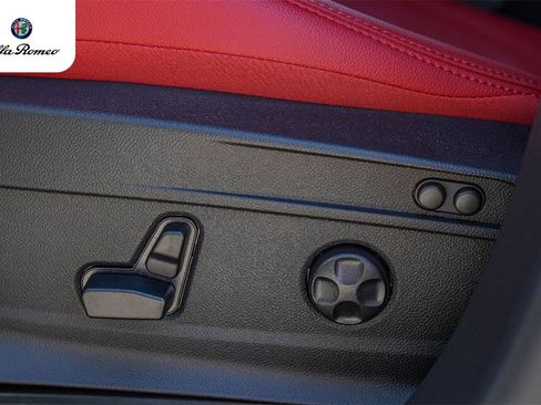 New 2025 Alfa Romeo Stelvio Sprint w/ Veloce Package image 20