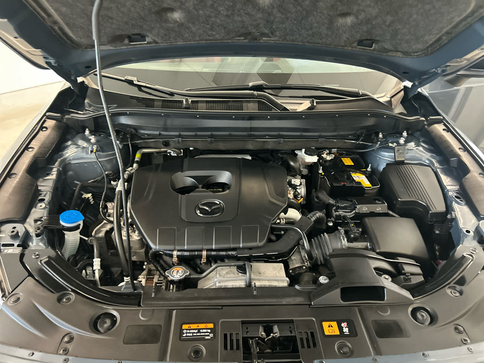 Certified 2025 MAZDA CX-5 Carbon Edition AWD/4WD image 9